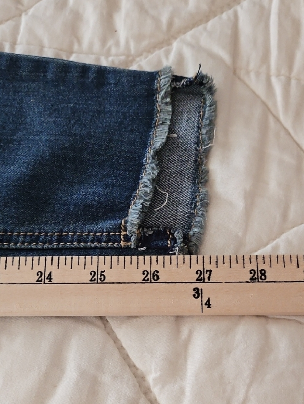 Indigo Rein-Two Button Mid-Rise Ankle -w/ Chili Pepper/Floral Embroidery- Size 7 - Picture 6 of 10